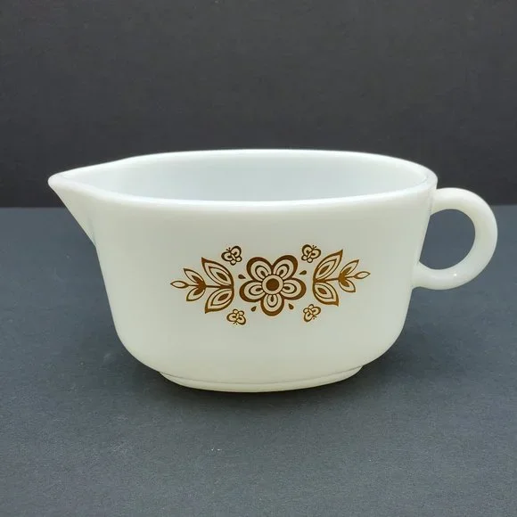 Pyrex Butterfly Gold Gravy Boat with Underplate Sauce Server and Plate - Picture 9 of 10